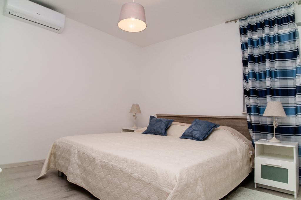 Apartment Ema Rogoznica  Extérieur photo
